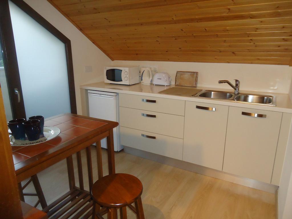 Petralona Apartment Agios Athanasios Exteriör bild