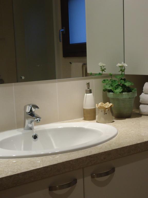 Petralona Apartment Agios Athanasios Rum bild